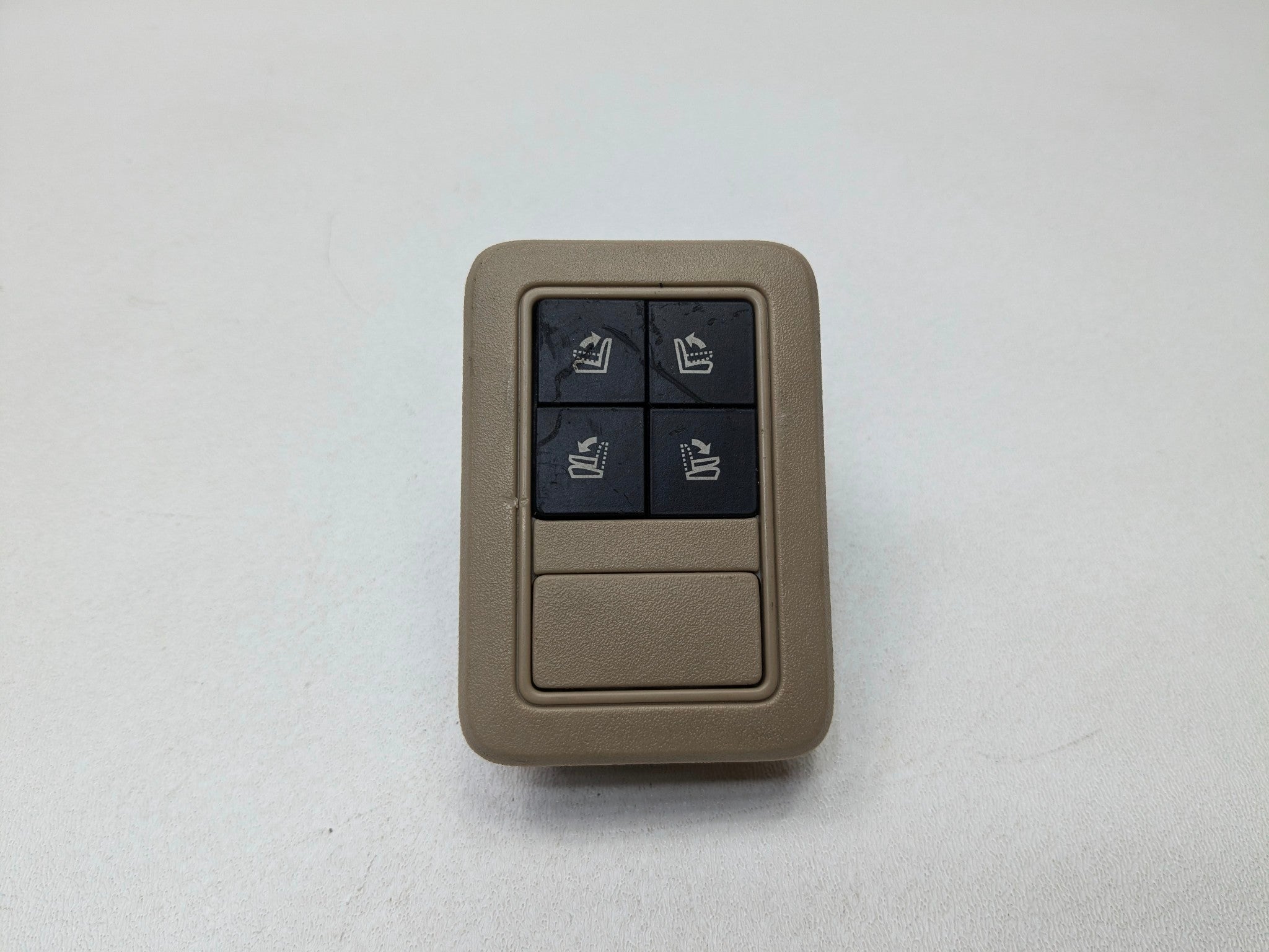 13 - 17 OEM LAND ROVER RANGE ROVER REAR SEAT POWER FOLD FOLDING CONTROL SWITCH