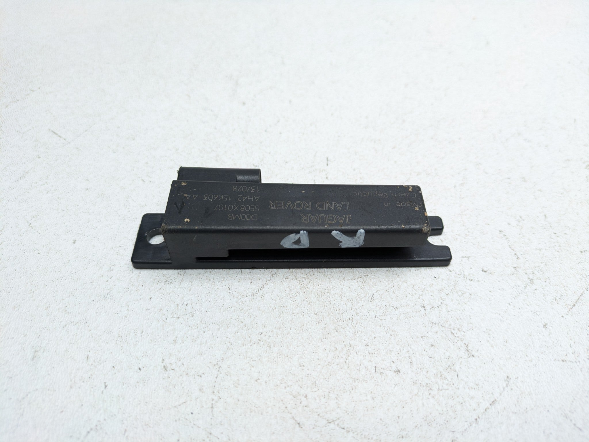 2013 - 2017 OEM LAND ROVER RANGE ROVER KEYLESS ENTRY SMART KEY ANTENNA MODULE