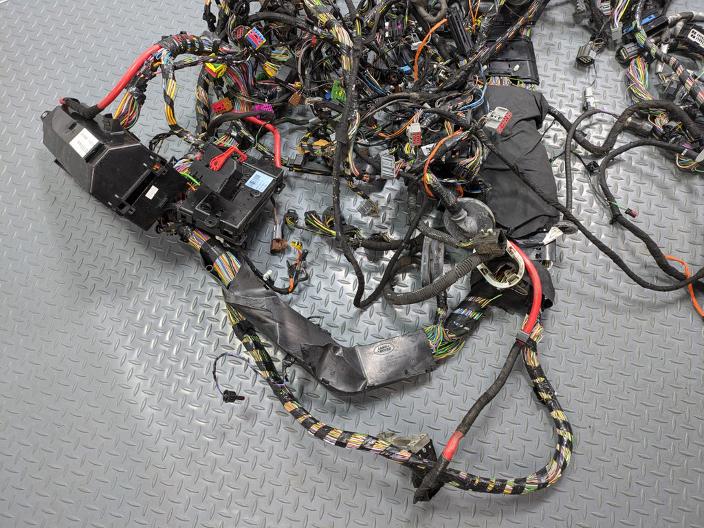2013 - 2017 OEM LAND ROVER RANGE ROVER BODY WIRE HARNESS CABLE AND CONNECTOR