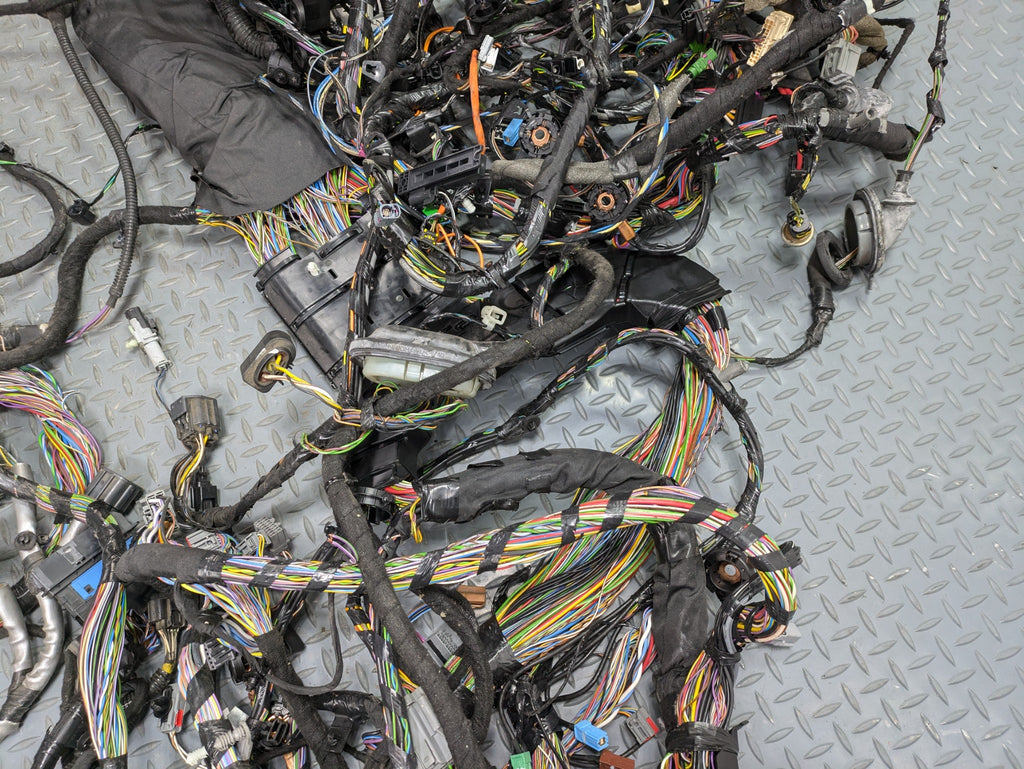 2013 - 2017 OEM LAND ROVER RANGE ROVER BODY WIRE HARNESS CABLE AND CONNECTOR