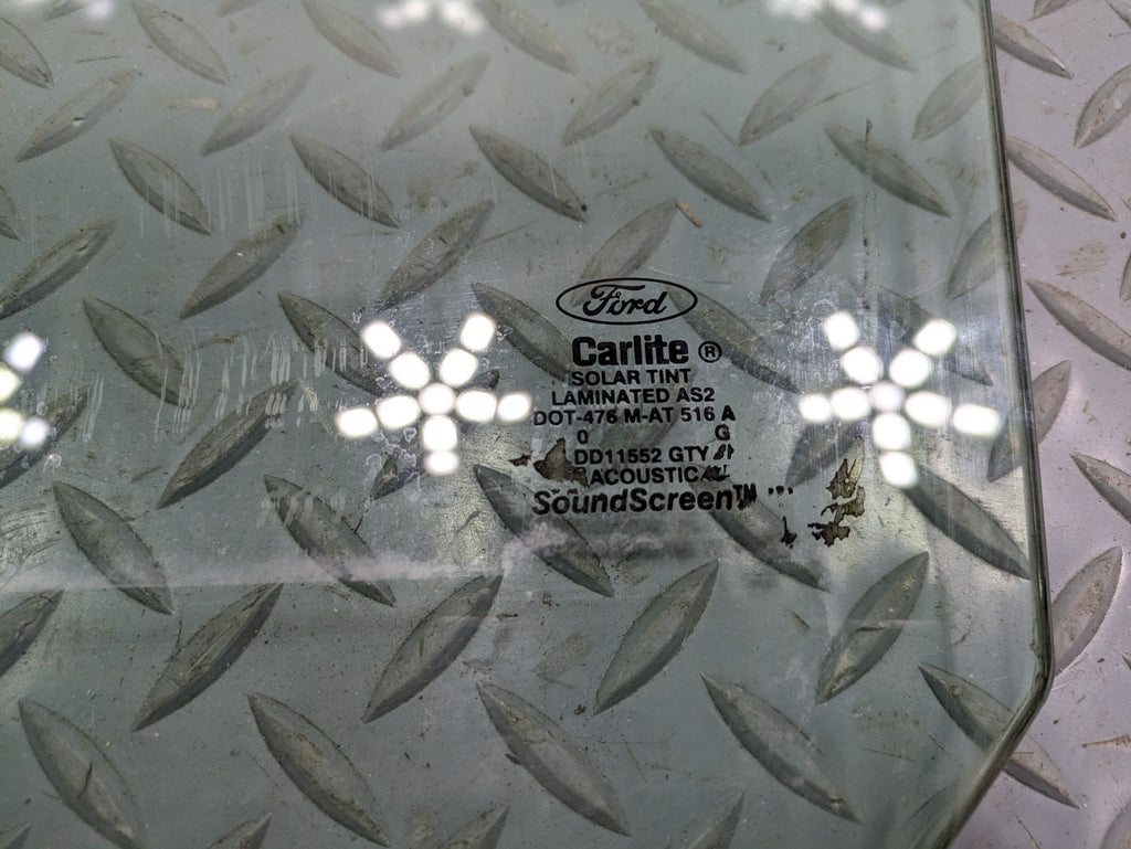 2009 - 2012 OEM FORD FLEX FRONT LEFT DRIVFER SIDE DOOR GLASS WINDOW
