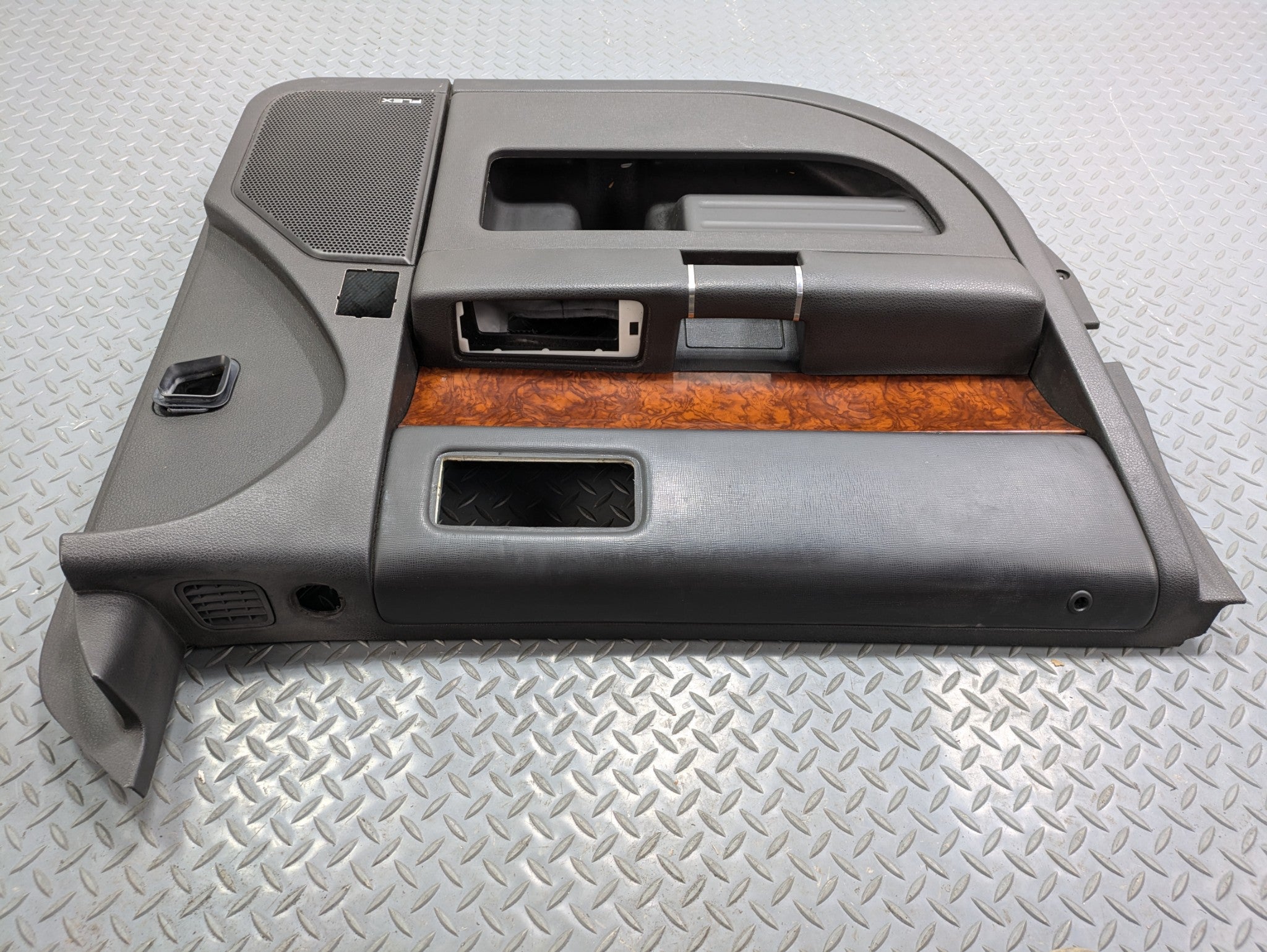2009 - 2012 OEM FORD FLEX FRONT LEFT DRIVER SIDE INTERIOR DOOR TRIM PANEL