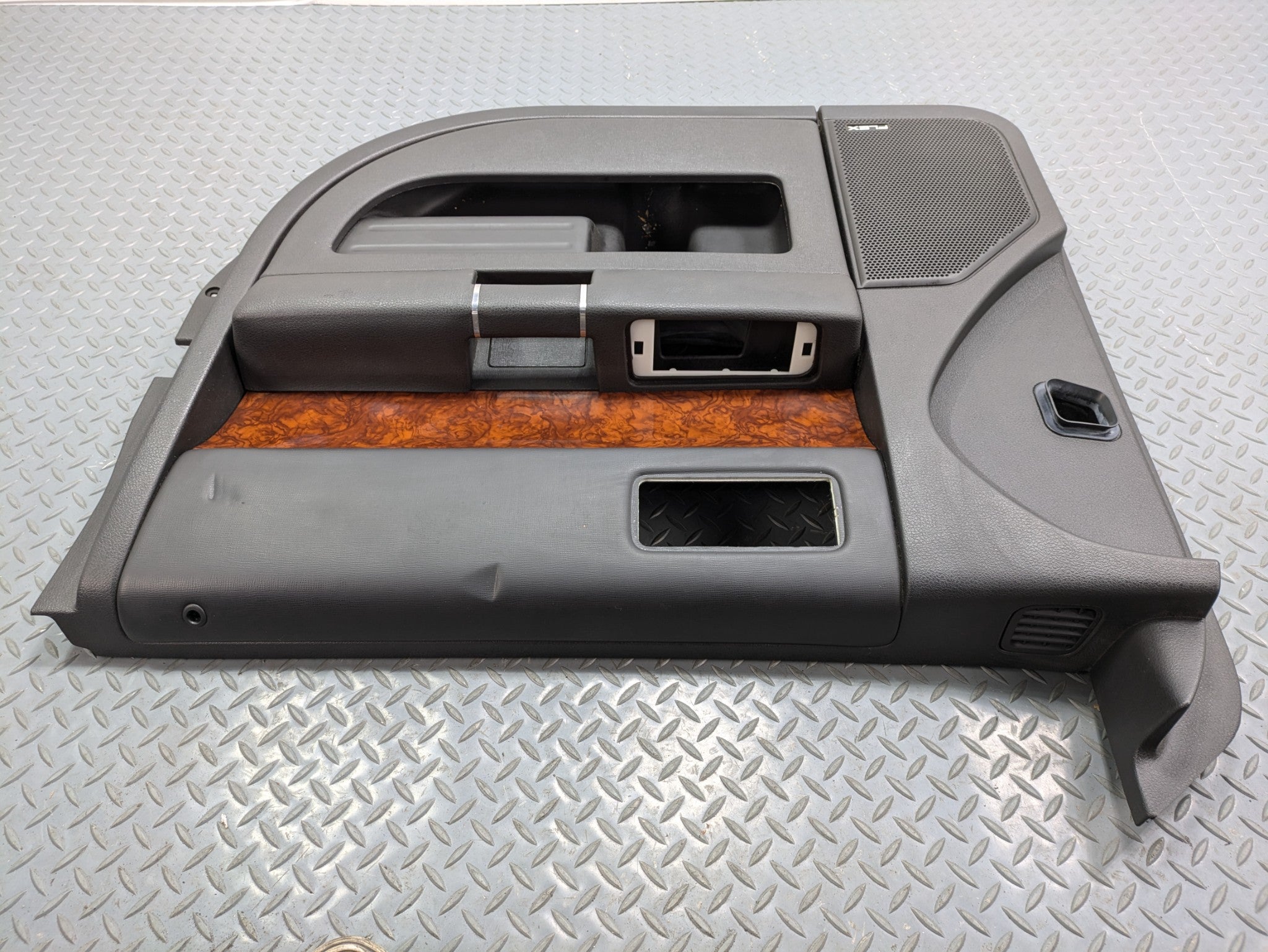 2009 - 2012 OEM FORD FLEX FRONT RIGHT PASSENGER SIDE INTERIOR DOOR TRIM PANEL