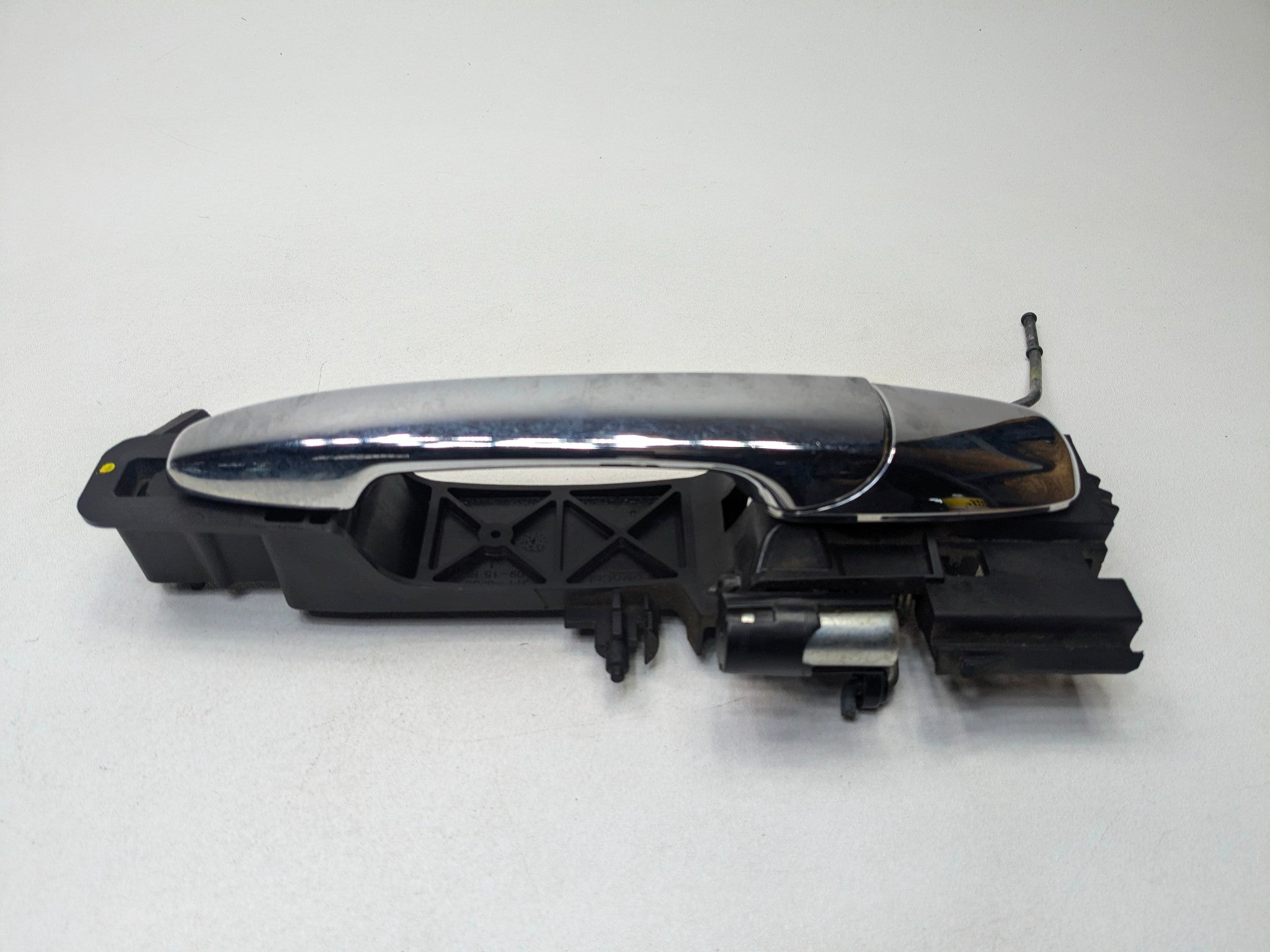 2009 - 2012 OEM FORD FLEX FRONT RIGHT PASSENGER SIDE EXTERIOR DOOR HANDLE CHROME