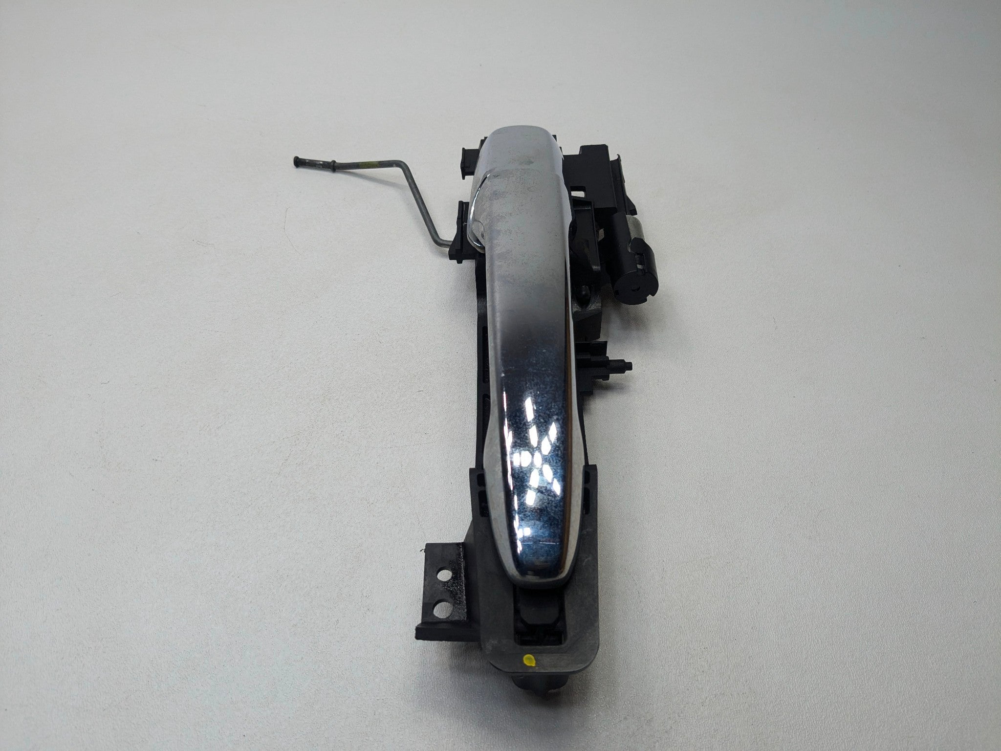 2009 - 2012 OEM FORD FLEX FRONT RIGHT PASSENGER SIDE EXTERIOR DOOR HANDLE CHROME