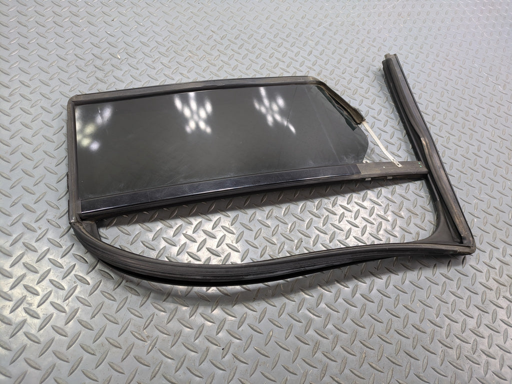 2009 - 2012 OEM FORD FLEX REAR LEFT DRIVER SIDE WINDOW VENT GLASS