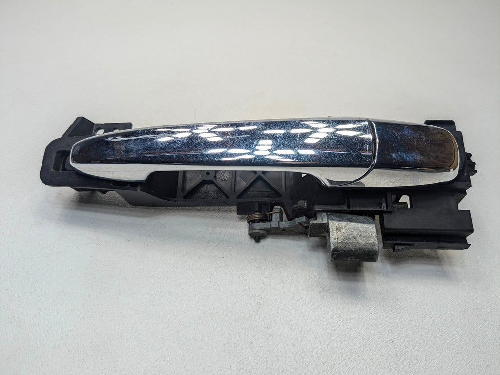 2009 - 2012 OEM FORD FLEX REAR RIGHT PASSENGER SIDE EXTERIOR DOOR HANDLE CHROME