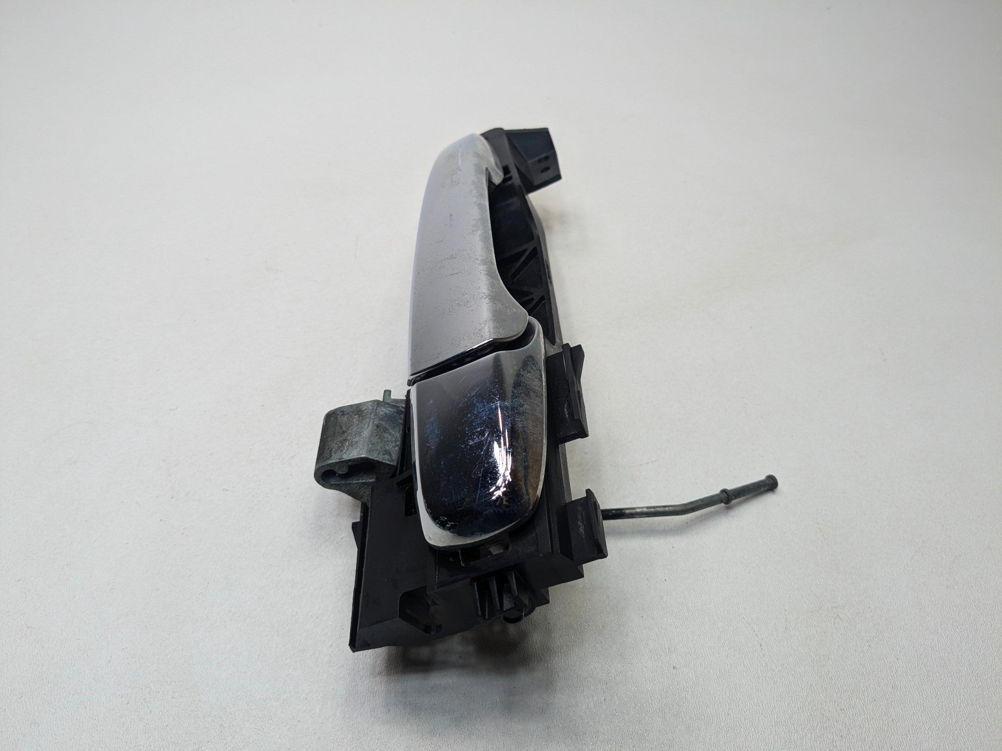 2009 - 2012 OEM FORD FLEX REAR RIGHT PASSENGER SIDE EXTERIOR DOOR HANDLE CHROME