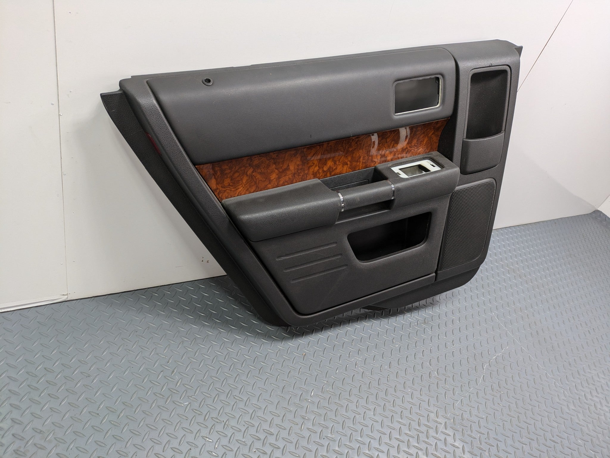 2009 - 2012 OEM FORD FLEX REAR LEFT DRIVER SIDE INTERIOR DOOR TRIM PANEL