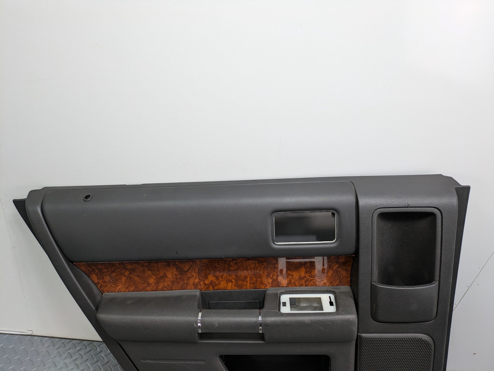 2009 - 2012 OEM FORD FLEX REAR LEFT DRIVER SIDE INTERIOR DOOR TRIM PANEL