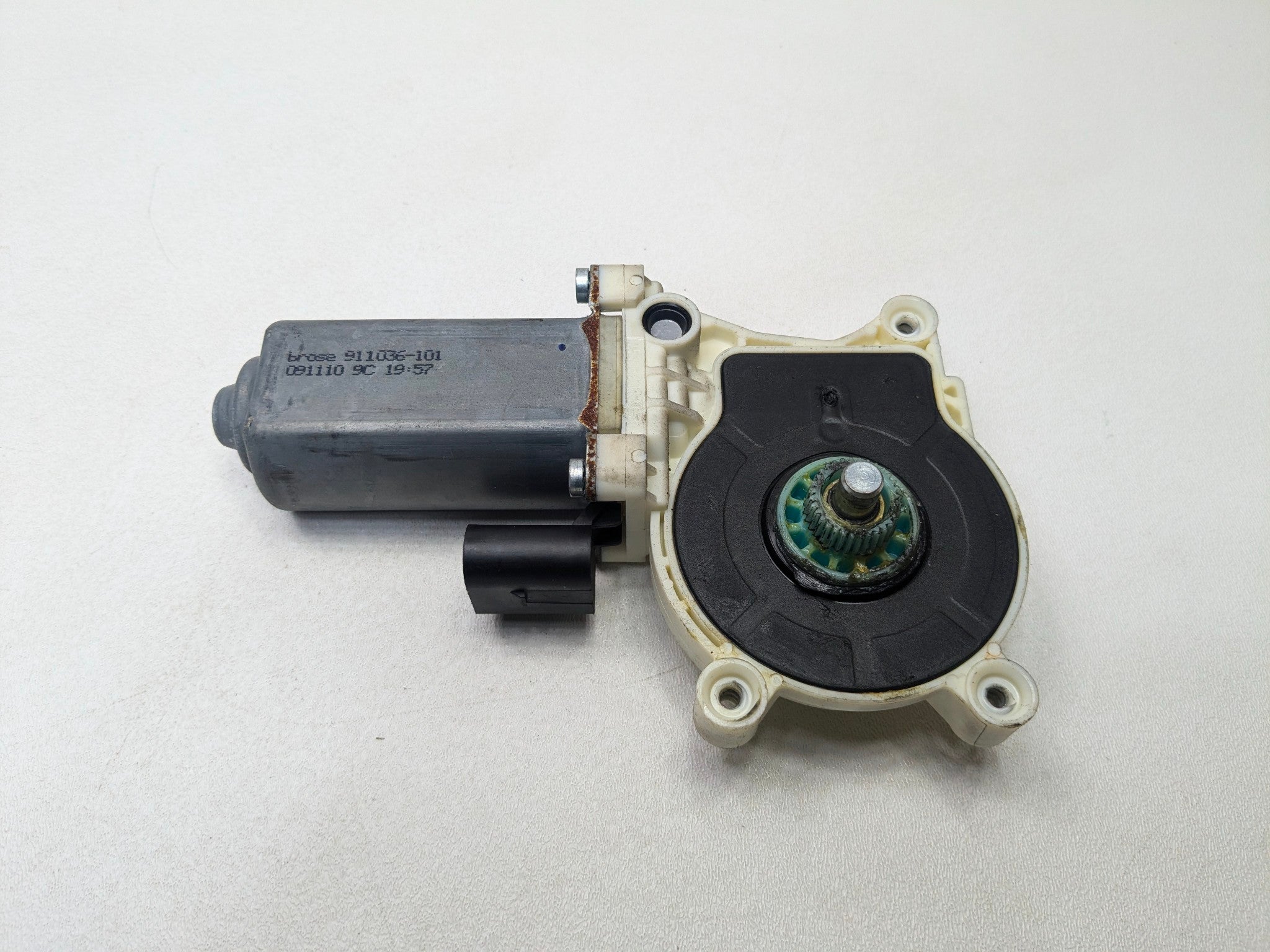 2009 - 2012 OEM FORD FLEX REAR LEFT DRIVER SIDE DOOR POWER WINDOW MOTOR