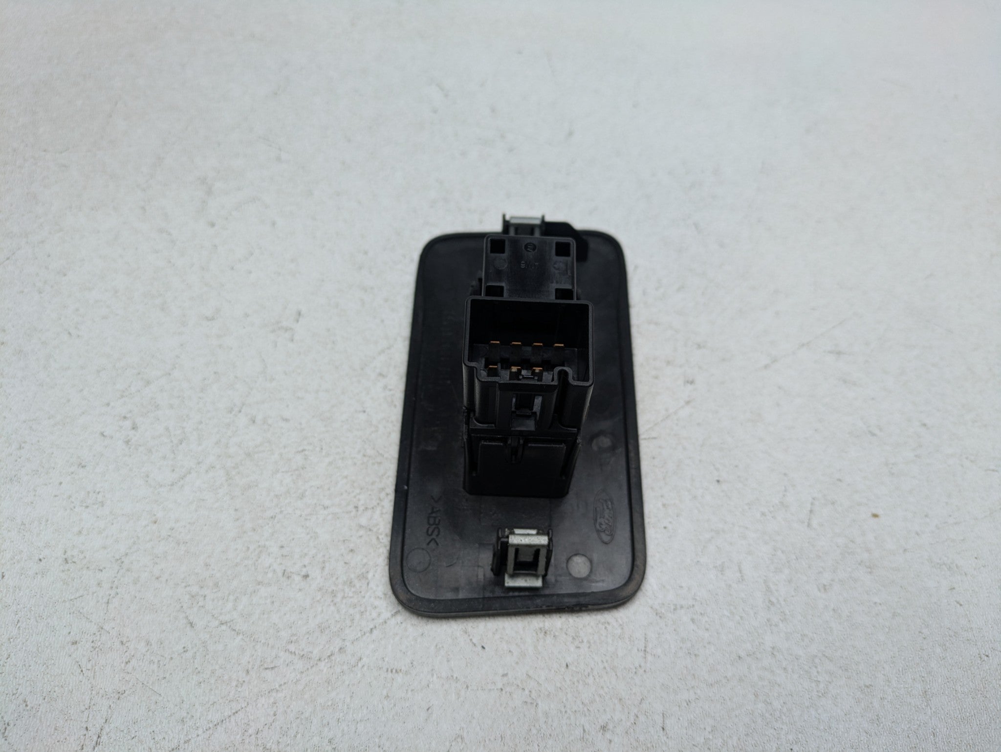 2009 - 2012 OEM FORD FLEX REAR LEFT DRIVER SIDE INTERIOR DOOR SWITCH ASSEMBLY