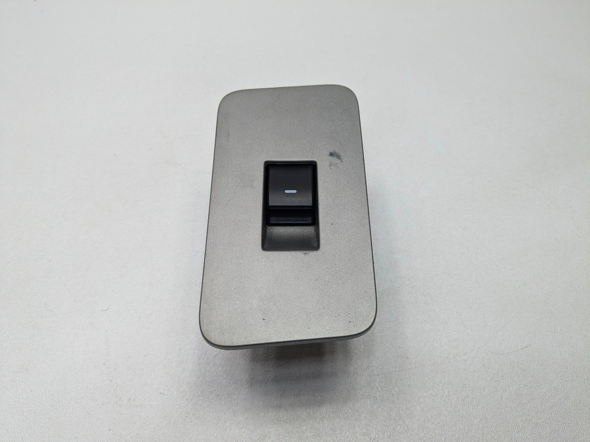 2009 - 2012 OEM FORD FLEX REAR RIGHT PASSENGER SIDE DOOR SWITCH ASSEMBLY