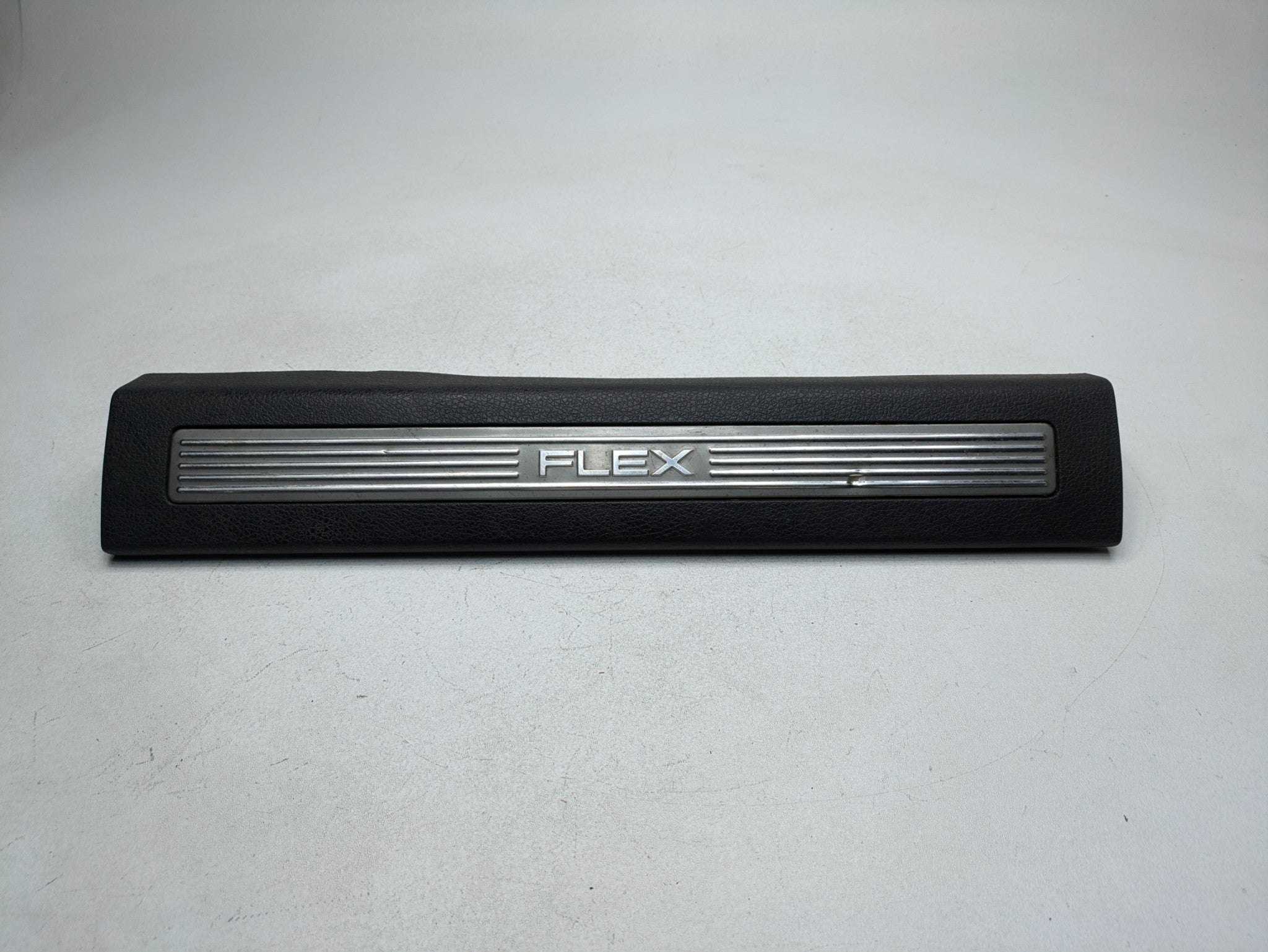2009 - 2012 OEM FORD FLEX FRONT RIGHT SIDE EXTERIOR DOOR SILL PLATE TRIM