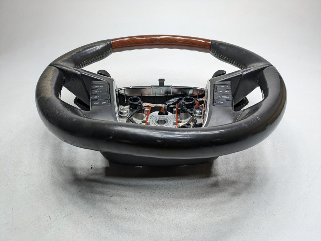 2009 - 2012 OEM FORD FLEX STEERING WHEEL WITH CONTROL SWITCH ASSEMBLY