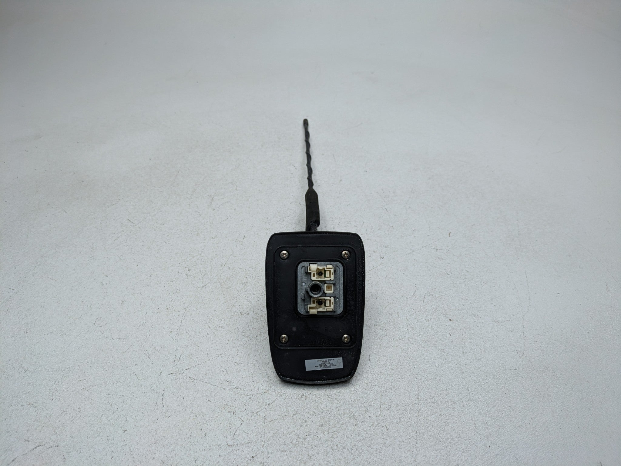 2009 - 2012 OEM FORD FLEX REAR ROOF MOUNTED GPS NAVIGATION RADIO AM FM ANTENNA