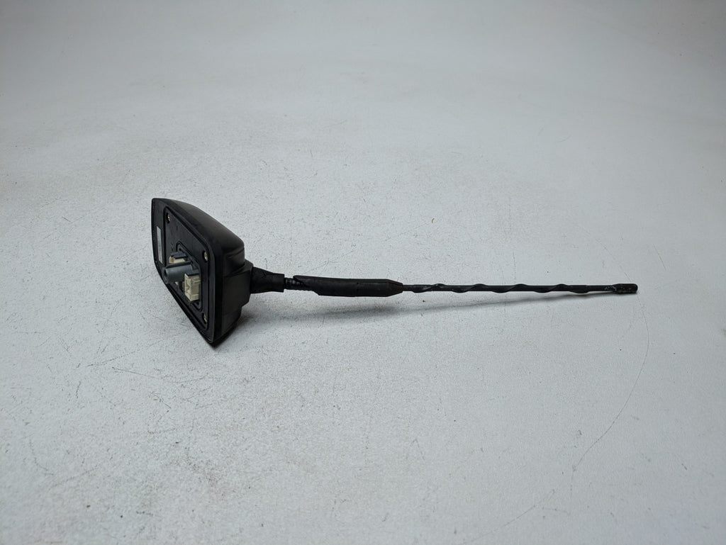 2009 - 2012 OEM FORD FLEX REAR ROOF MOUNTED GPS NAVIGATION RADIO AM FM ANTENNA