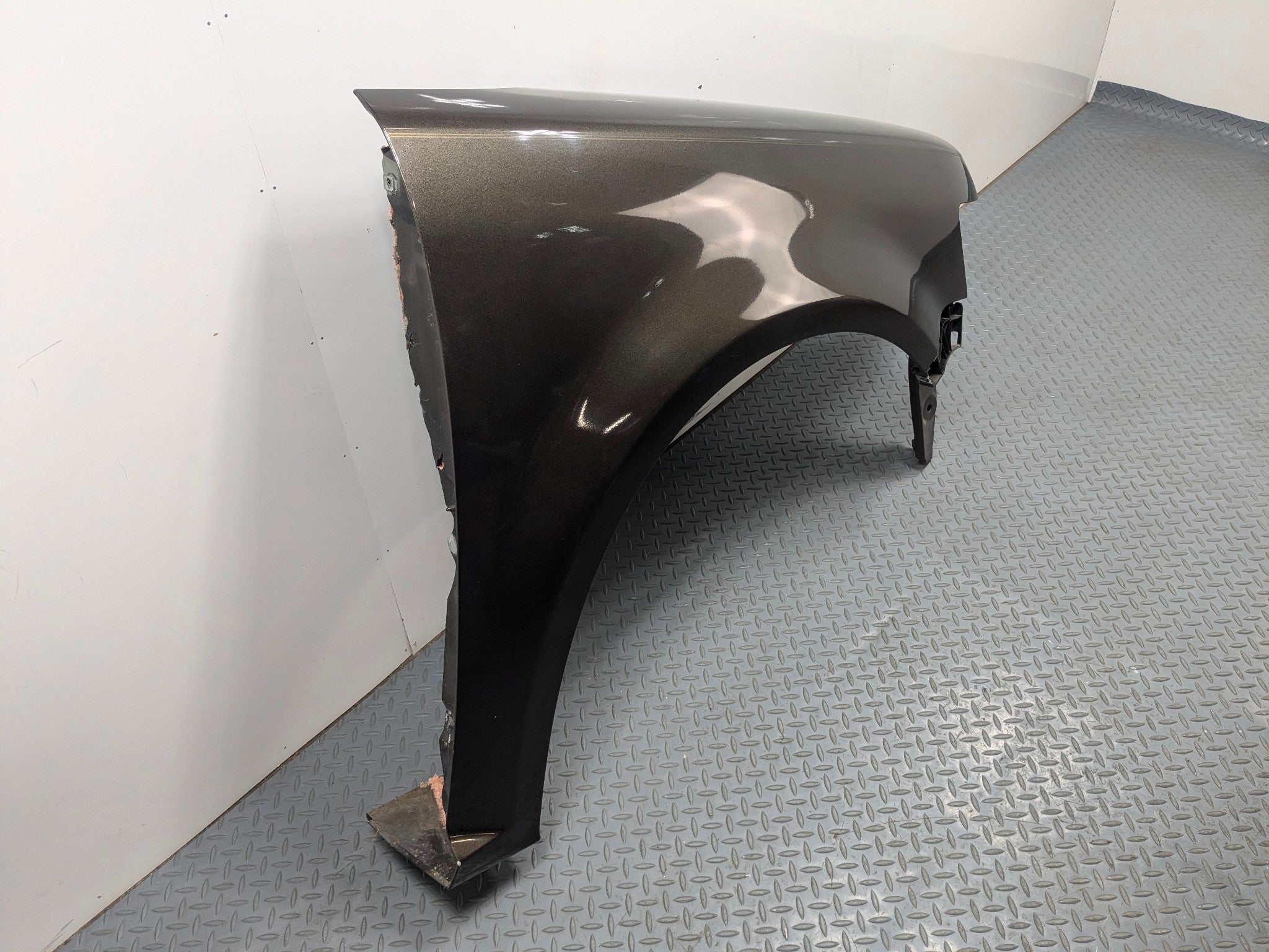 2009 - 2012 OEM FORD FLEX FRONT RIGHT PASSENGER SIDE FENDER COVER PANEL