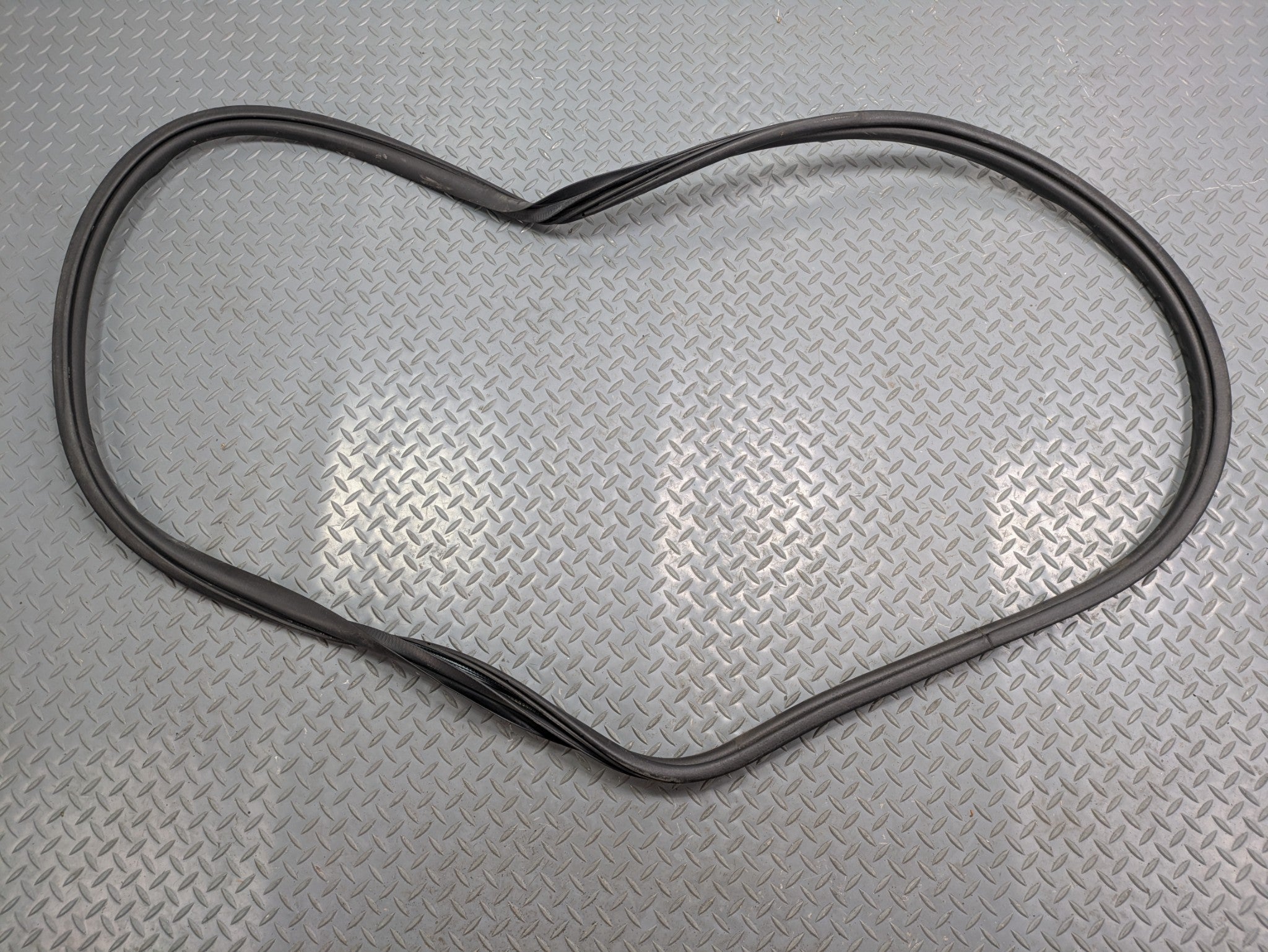 2009 - 2012 OEM FORD FLEX FRONT LEFT DRIVER SIDE DOOR SEAL WEATHERSTRIP RUBBER