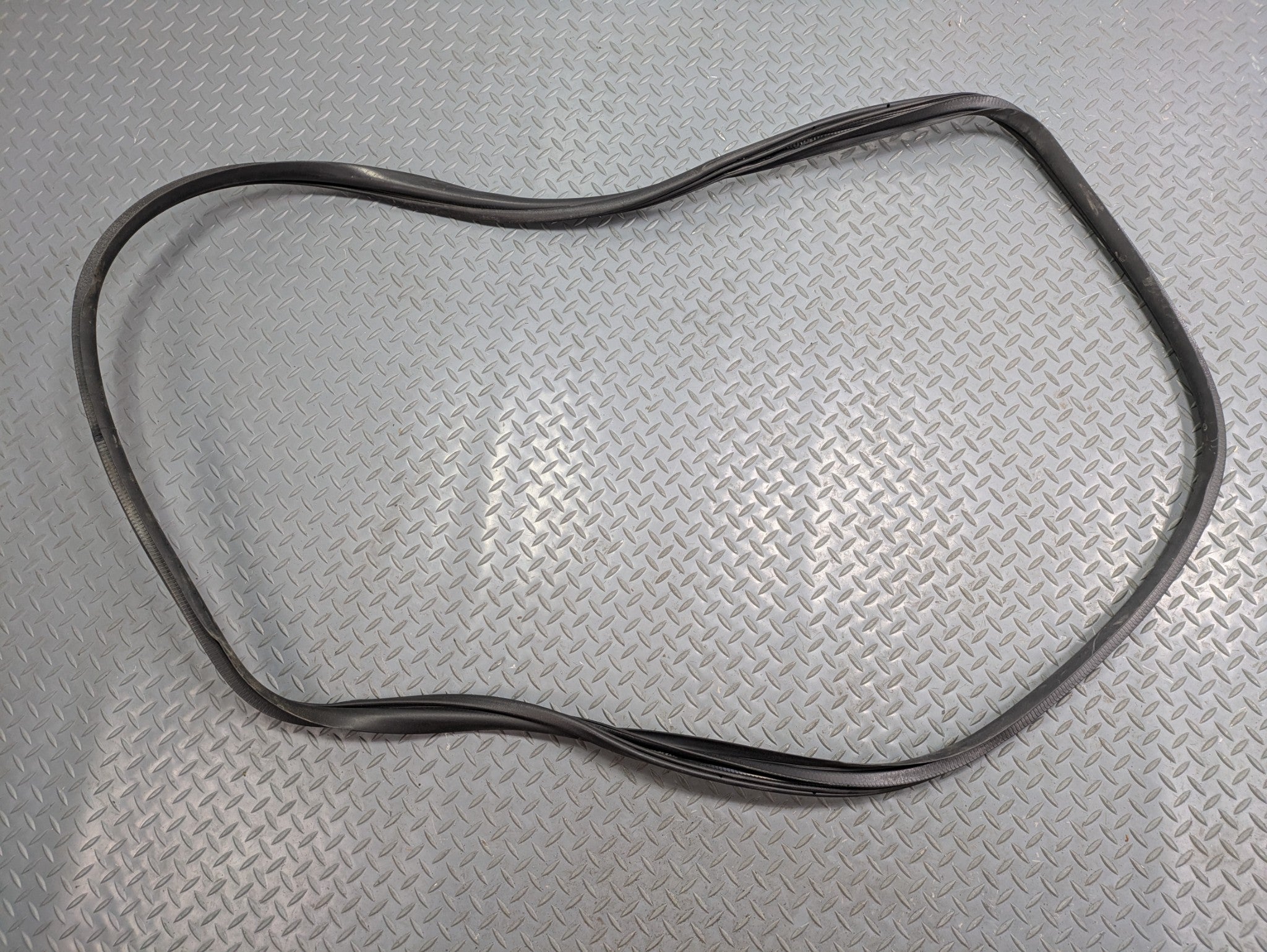 2009 - 2012 OEM FORD FLEX FRONT LEFT DRIVER SIDE DOOR SEAL WEATHERSTRIP RUBBER