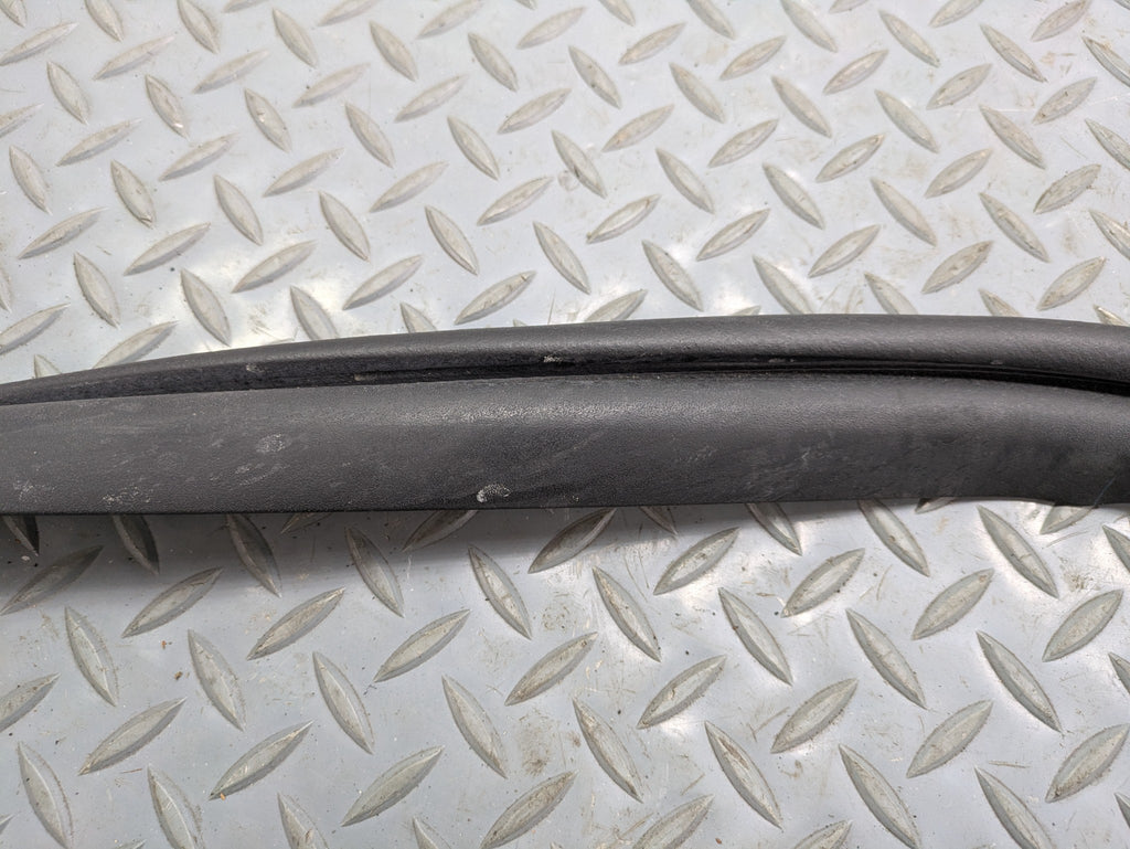 2009 - 2012 OEM FORD FLEX REAR LEFT DRIVER SIDE DOOR SEAL WEATHERSTRIP RUBBER
