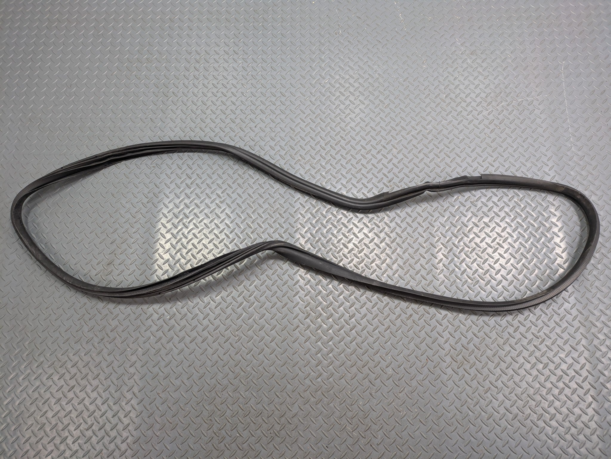 2009 - 2012 OEM FORD FLEX REAR RIGHT SIDE DOOR SEAL WEATHERSTRIP RUBBER
