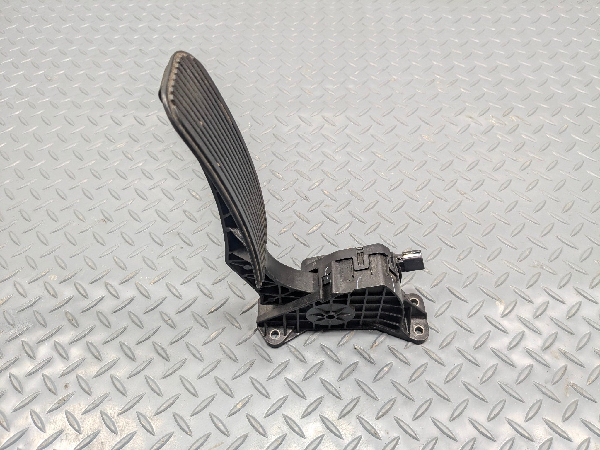 2009 - 2012 OEM FORD FLEX FUEL GAS PEDAL ACCELERATOR SENSOR ASSEMBLY