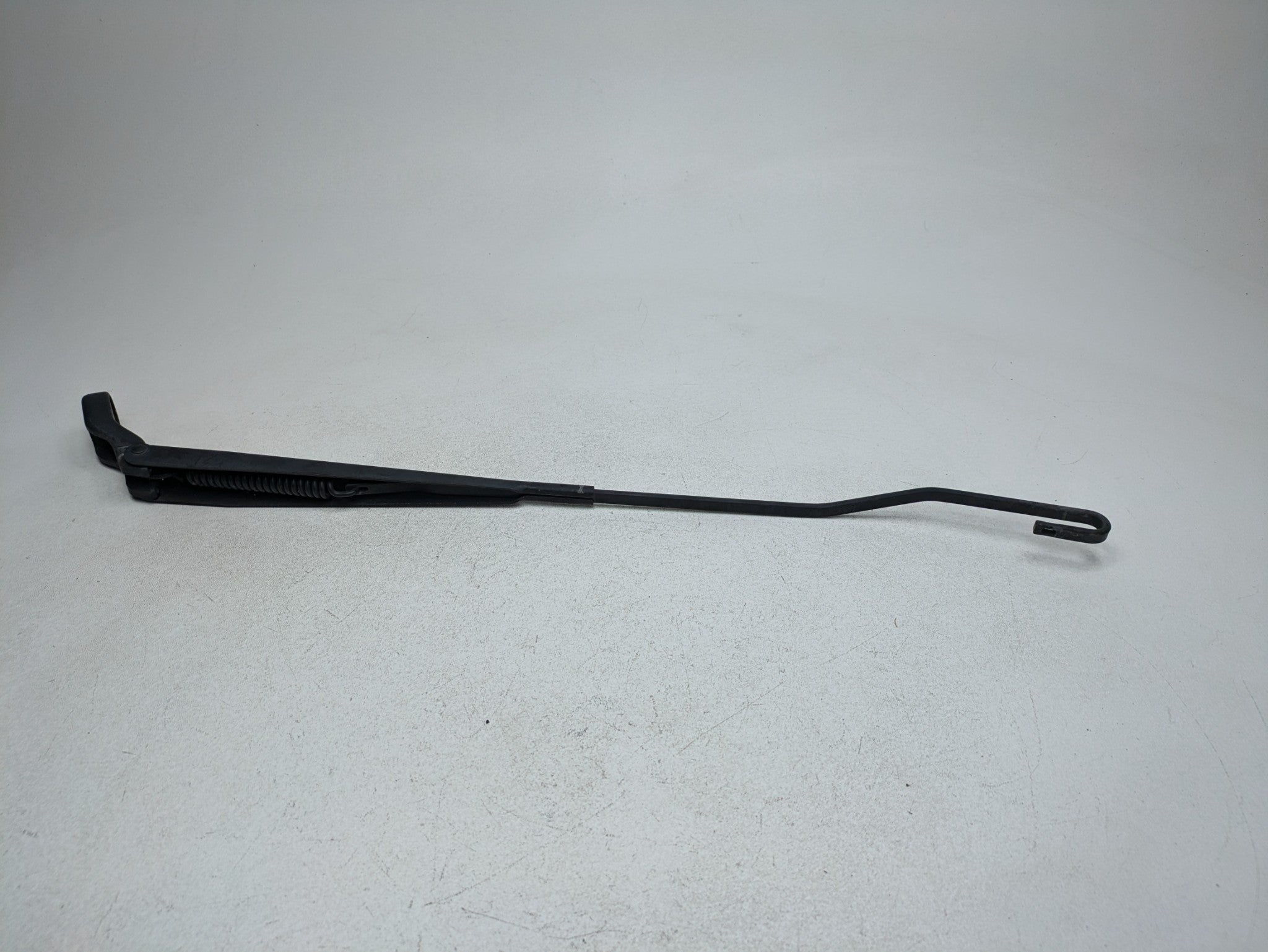 2009 - 2012 OEM FORD FLEX FRONT RIGHT PASSENGER SIDE WINDSHIELD WIPER ARM
