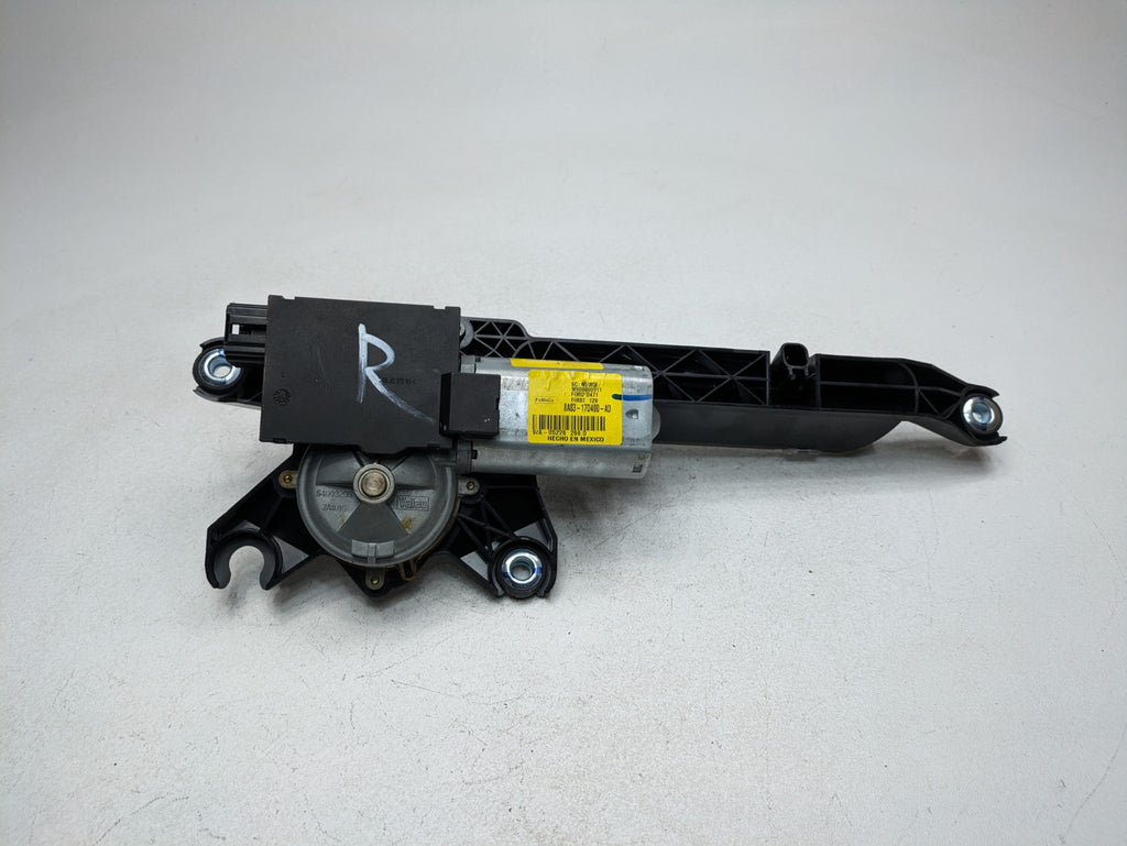 2009 - 2012 OEM FORD FLEX REAR TRUNK WIPER MOTOR WITH BRAKE THIRD LIGHT ASSEMBLY