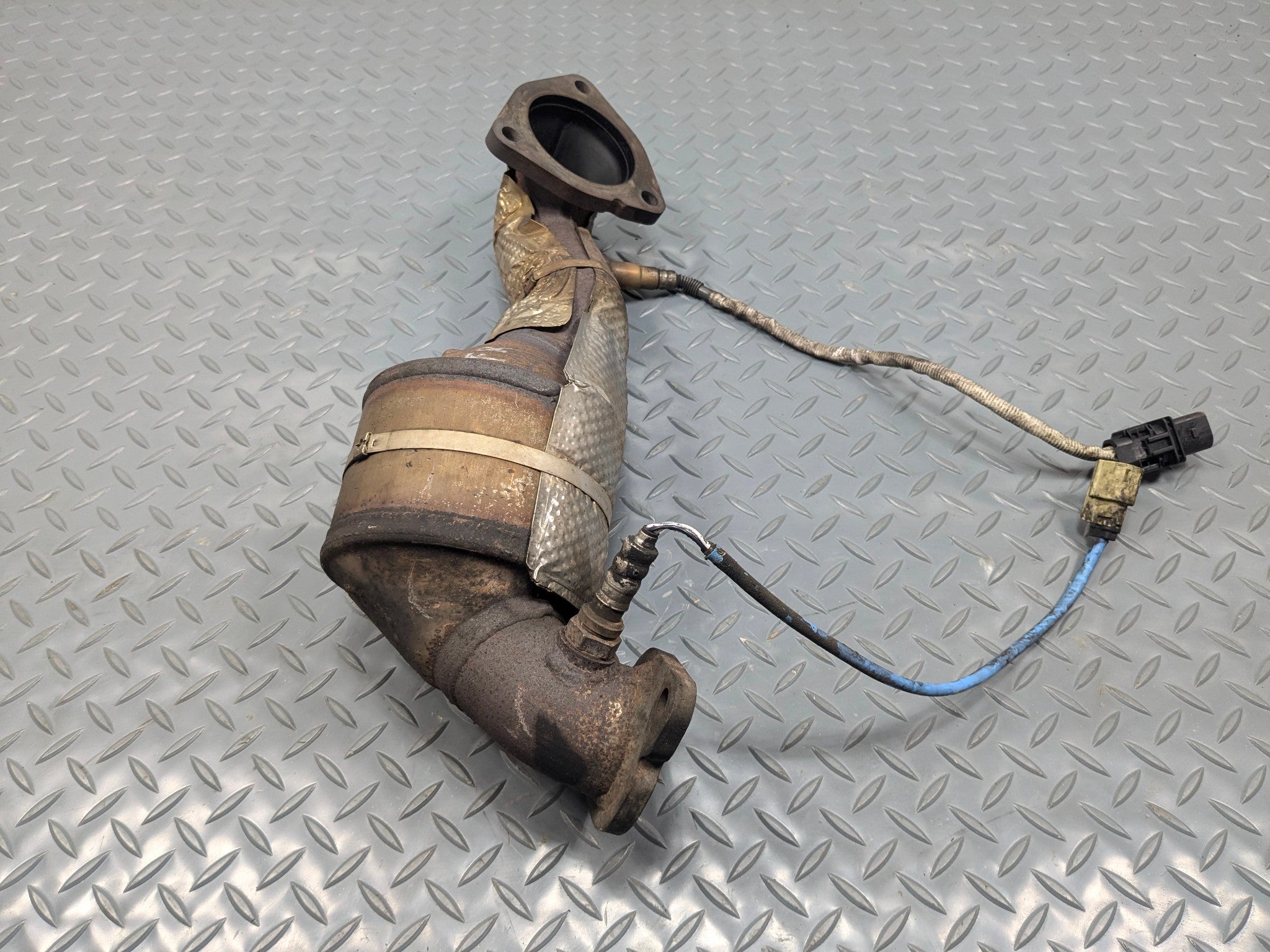 2009 - 2012 OEM FORD FLEX REAR RIGHT SIDE EXHAUST MANIFOLD DOWNPIPE