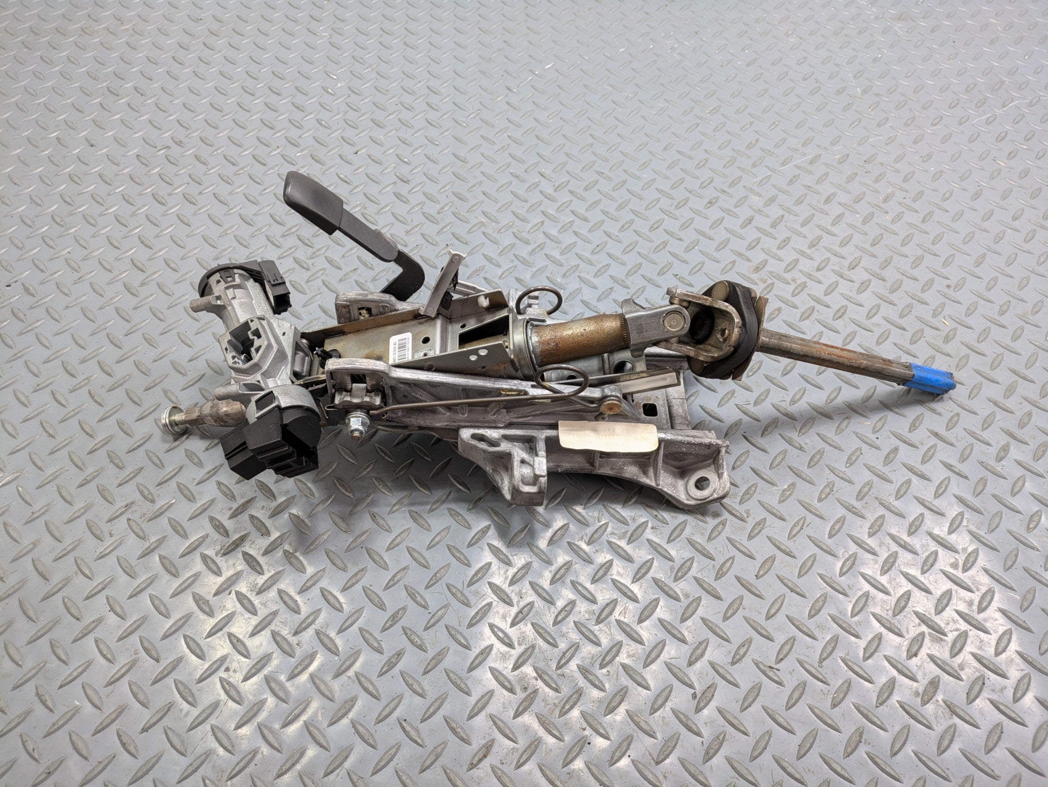 2009 - 2012 OEM FORD FLEX POWER ADJUSTMENT STEERING COLUMN ASSEMBLY