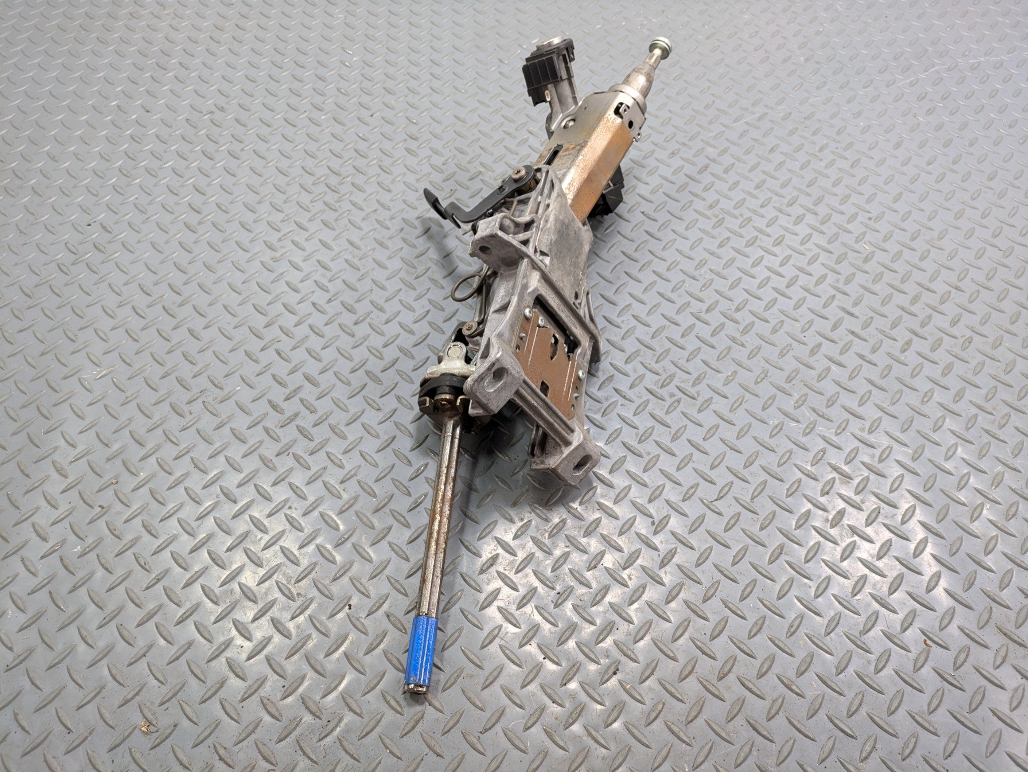 2009 - 2012 OEM FORD FLEX POWER ADJUSTMENT STEERING COLUMN ASSEMBLY
