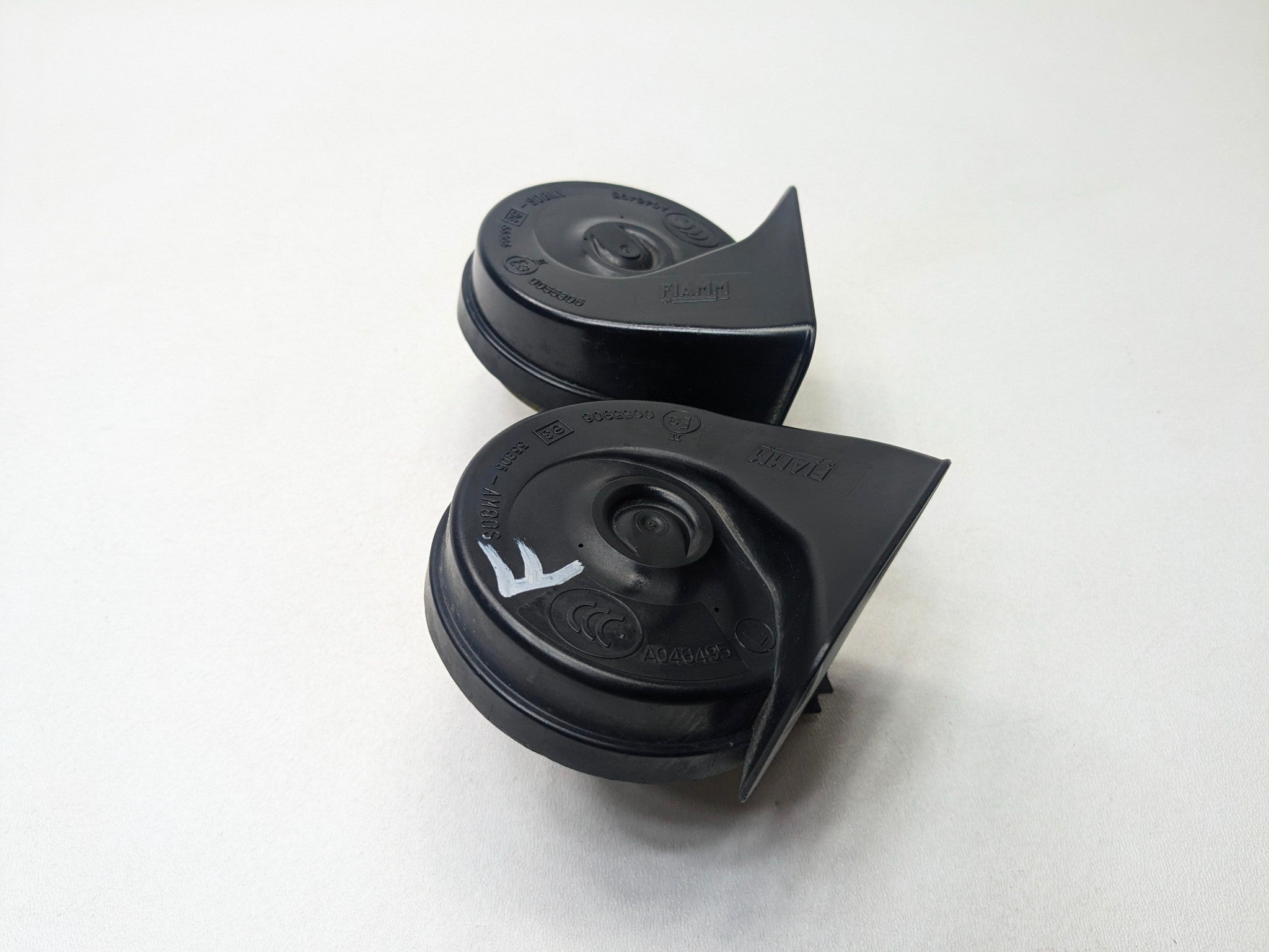 2009 - 2012 OEM FORD FLEX HIGH AND LOW DUAL TONE NOTE HORN SIGNAL
