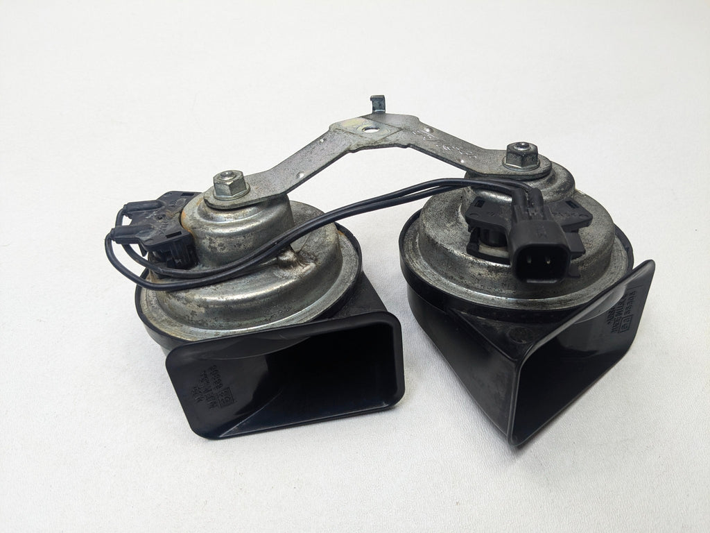 2009 - 2012 OEM FORD FLEX HIGH AND LOW DUAL TONE NOTE HORN SIGNAL