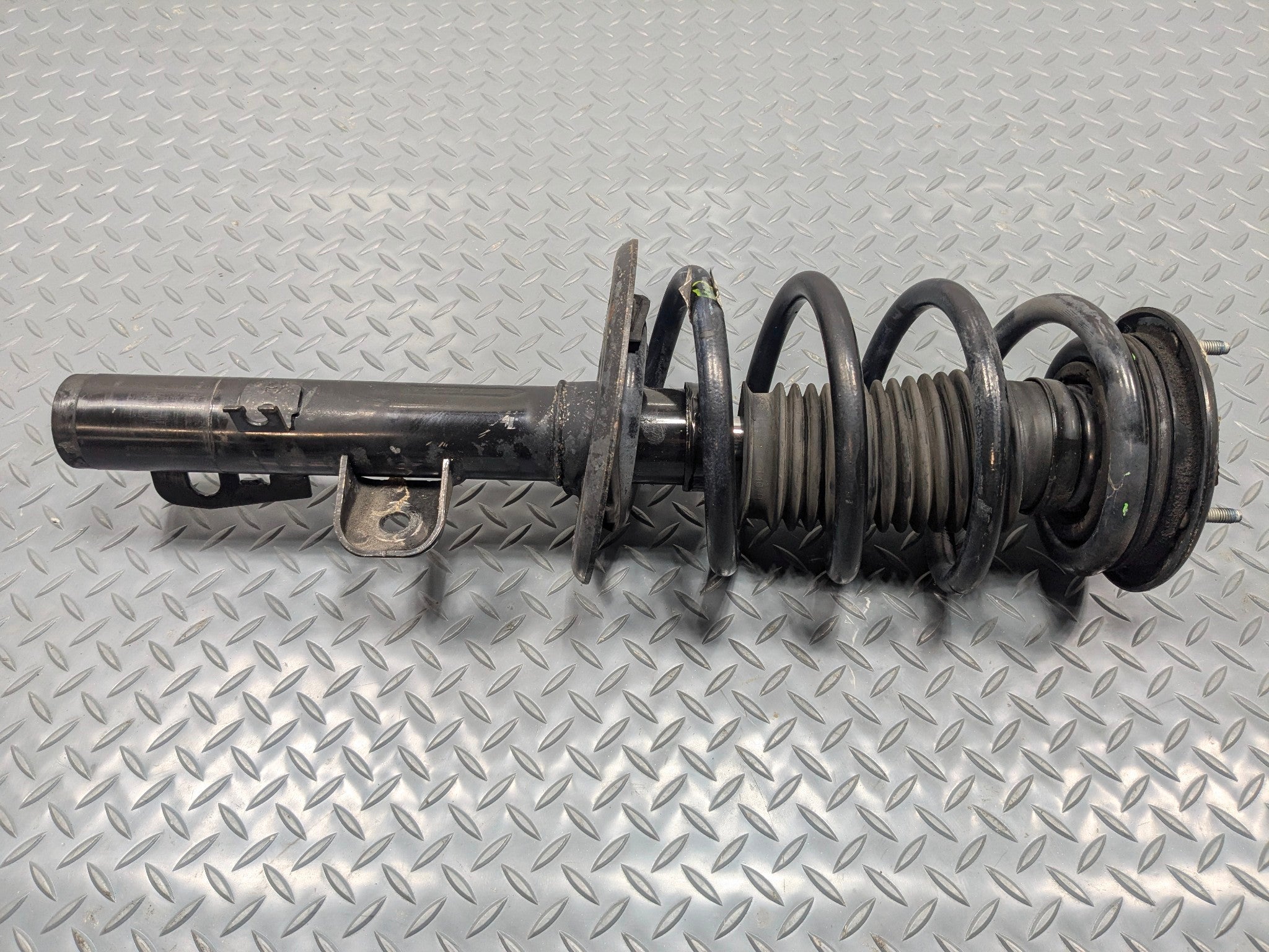 2009 - 2012 OEM FORD FLEX FRONT LEFT DRIVER SIDE SHOCK STRUT ASSEMBLY 3.5L