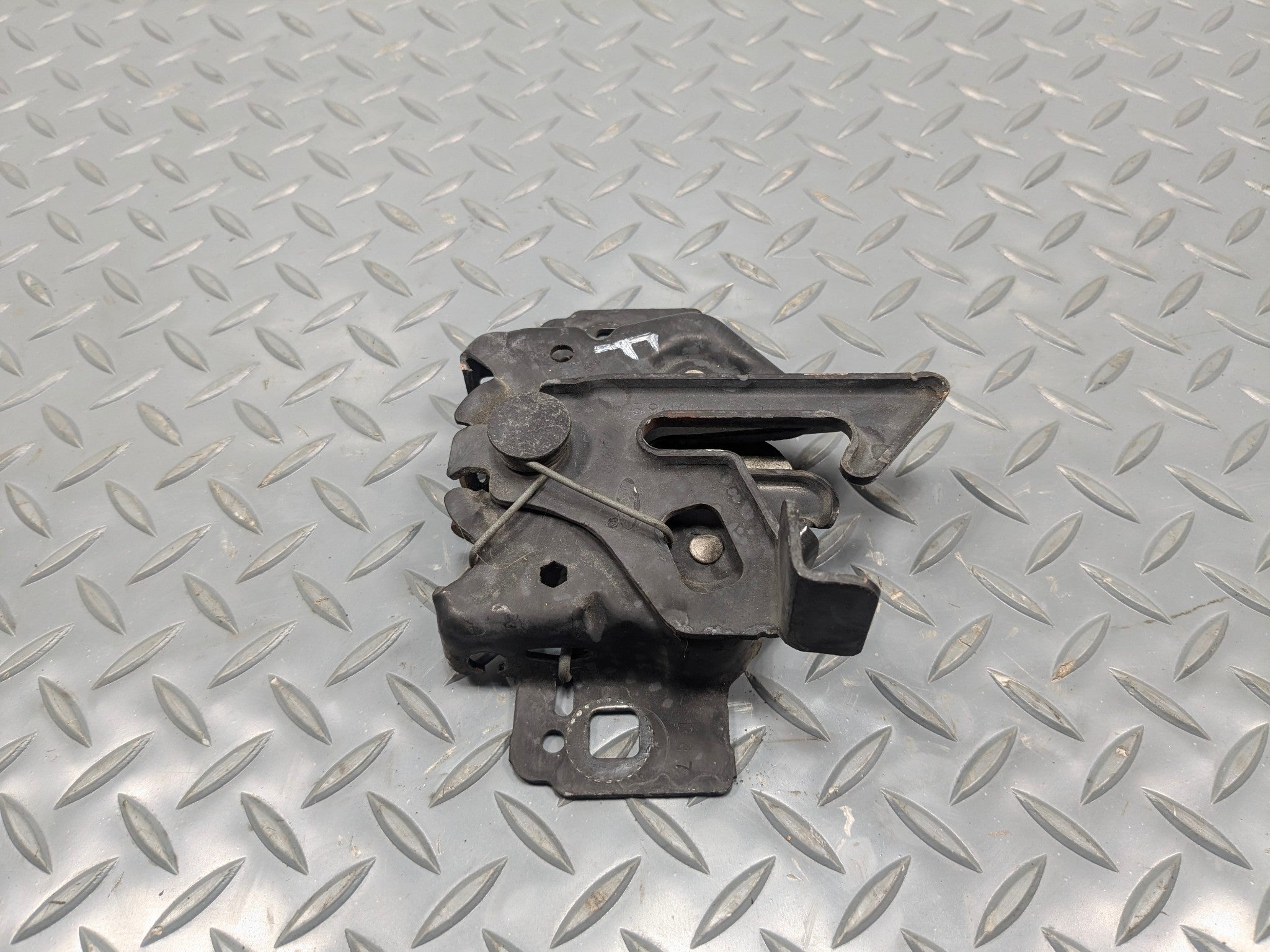 2009 - 2012 OEM FORD FLEX FRONT HOOD RELEASE LATCH LOCK ACTUATOR