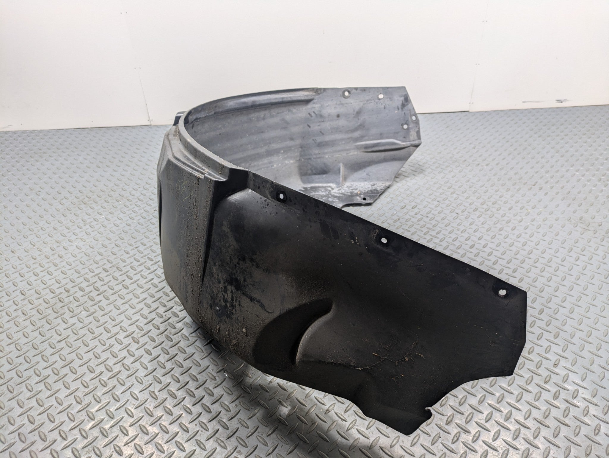2009 - 2012 OEM FORD FLEX REAR RIGHT SIDE FENDER SPLASH INNER LINER SHIELD COVER