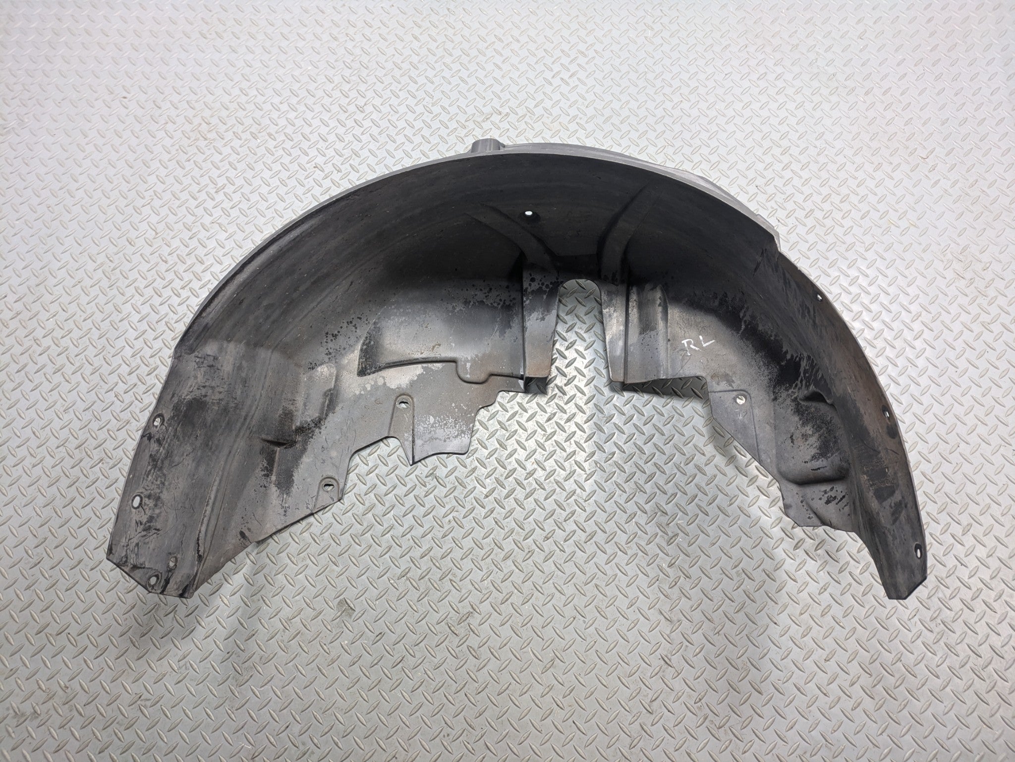 2009 - 2012 OEM FORD FLEX REAR LEFT FENDER SPLASH INNER LINER SHIELD COVER
