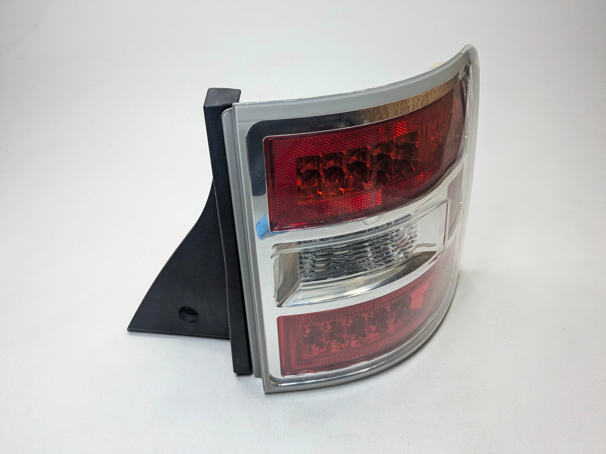 2009 - 2012 OEM FORD FLEX REAR RIGHT PASSENGER SIDE LED TAIL LIGHT ASSEMBLY
