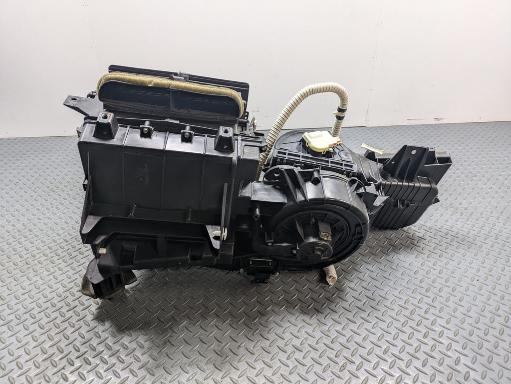 2009 - 2012 OEM FORD FLEX FRONT AC CLIMATE HEATER CORE HOUSING BOX ASSEMBLY