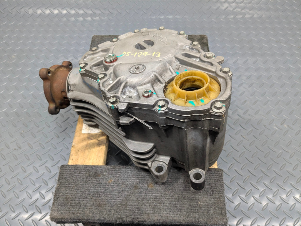 2009 - 2012 OEM FORD FLEX 3.5L TRANSFER CASE BOX ASSEMBLY