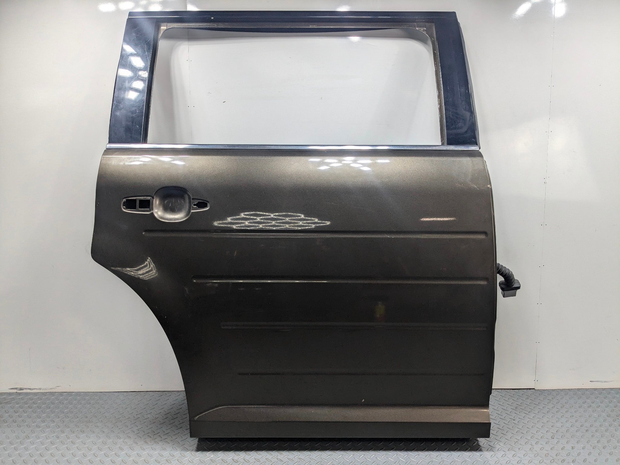 2009 - 2012 OEM FORD FLEX REAR RIGHT PASSENGER SIDE DOOR SHELL PANEL GRAY