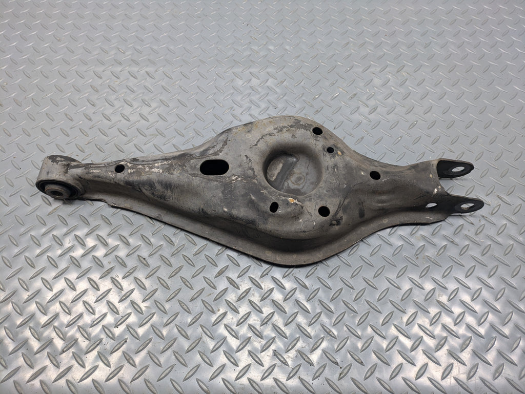 09 - 12 OEM FORD FLEX REAR RIGHT PASSENGER SIDE LOWER CONTROL ARM SPRING PERCH