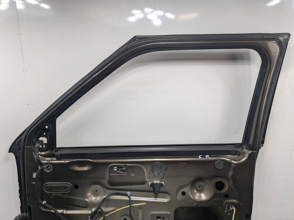 2009 - 2012 OEM FORD FLEX FRONT RIGHT PASSENGER SIDE DOOR SHELL PANEL GRAY