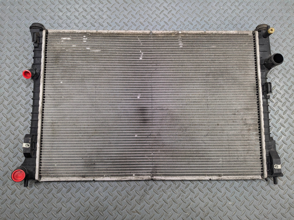 2009 - 2012 OEM FORD FLEX ENGINE COOLANT RADIATOR ASSEMBLY