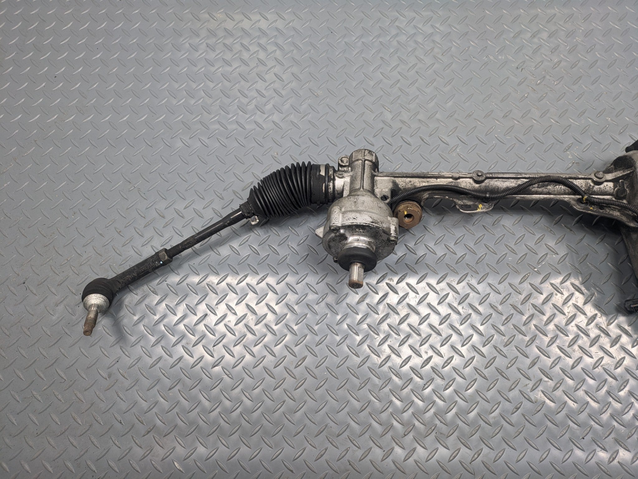 2009 - 2012 OEM FORD FLEX ELECTRIC POWER STEERING RACK AND PINION ASSEMBLY