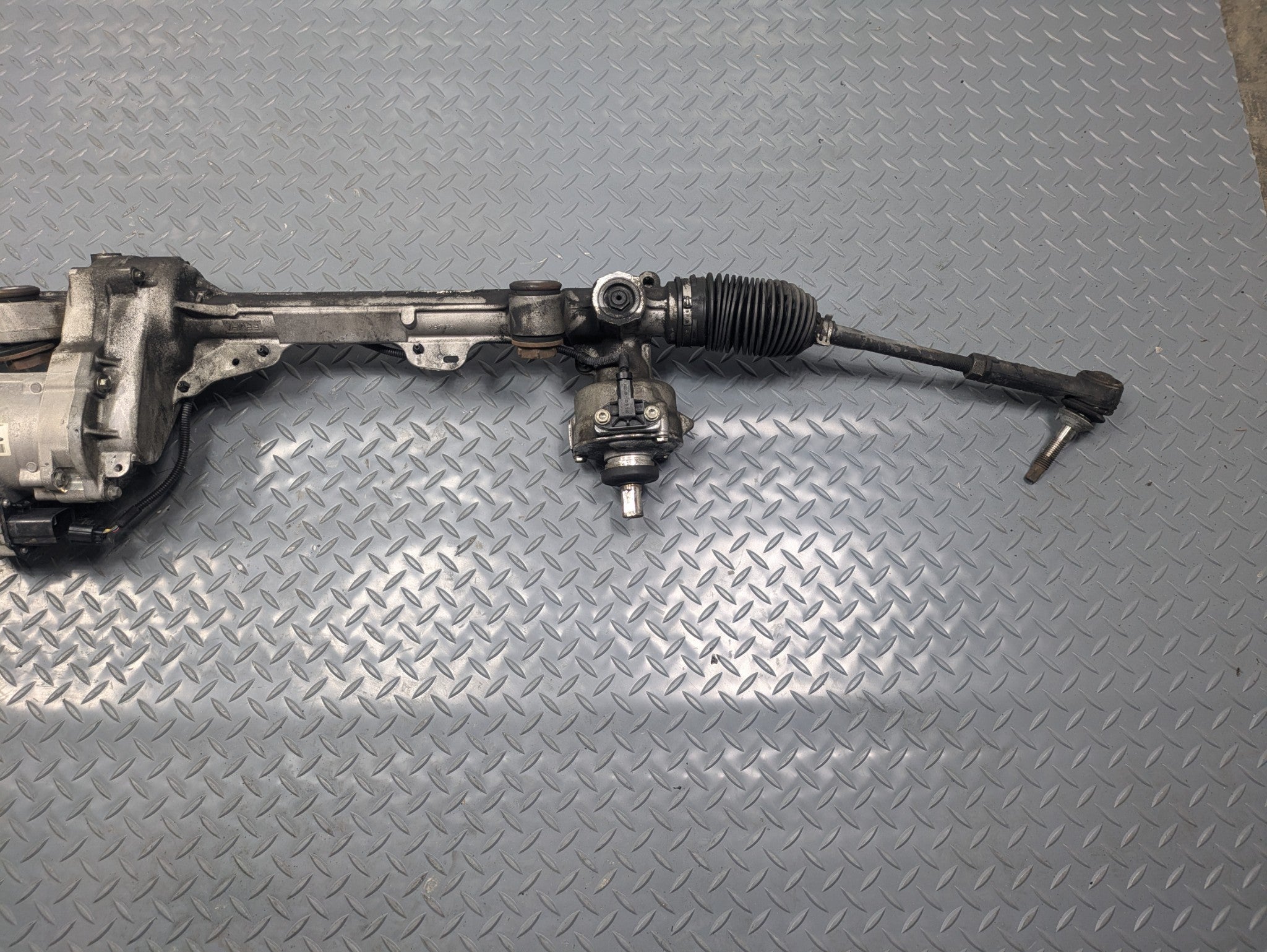 2009 - 2012 OEM FORD FLEX ELECTRIC POWER STEERING RACK AND PINION ASSEMBLY