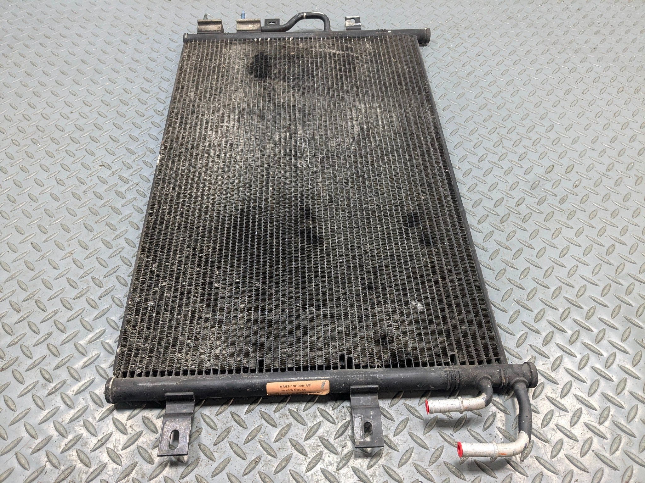 2009 - 2012 OEM FORD FLEX AIR CONDITIONER CONDENSER ASSEMBLY