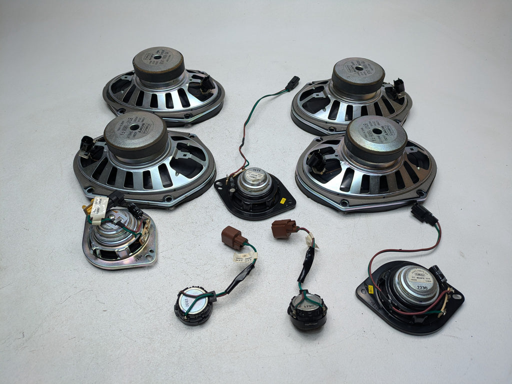 2009 - 2012 OEM FORD FLEX FRONT AND REAR SPEAKER SET ASSEMBLY