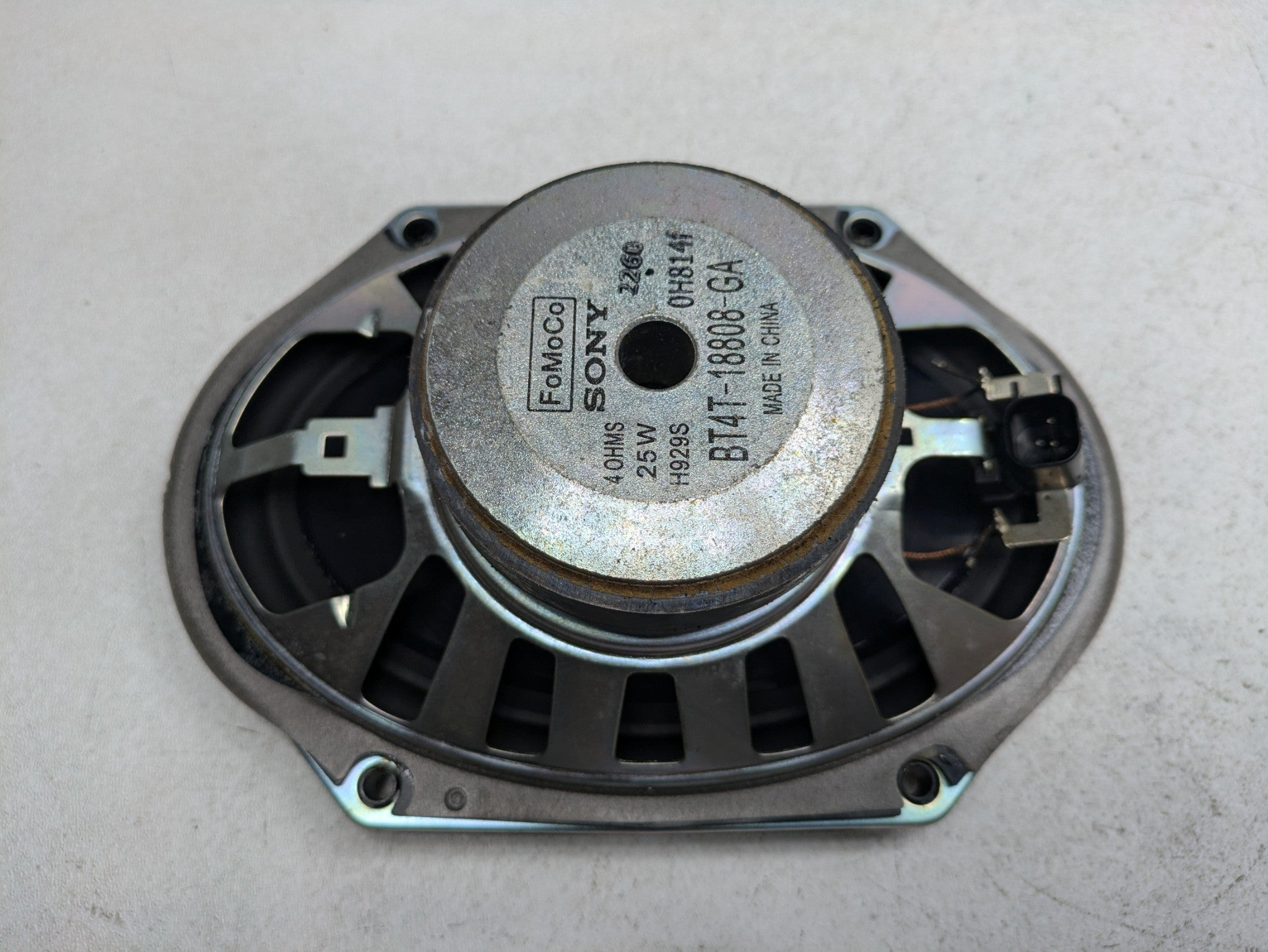 2009 - 2012 OEM FORD FLEX FRONT AND REAR SPEAKER SET ASSEMBLY